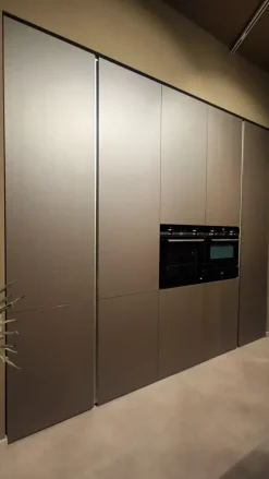 Cucina moderna con isola Cucina n elle Cesar a prezzo scontato