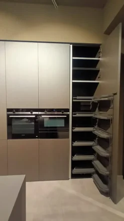 Cucina moderna con isola Cucina n elle Cesar a prezzo scontato