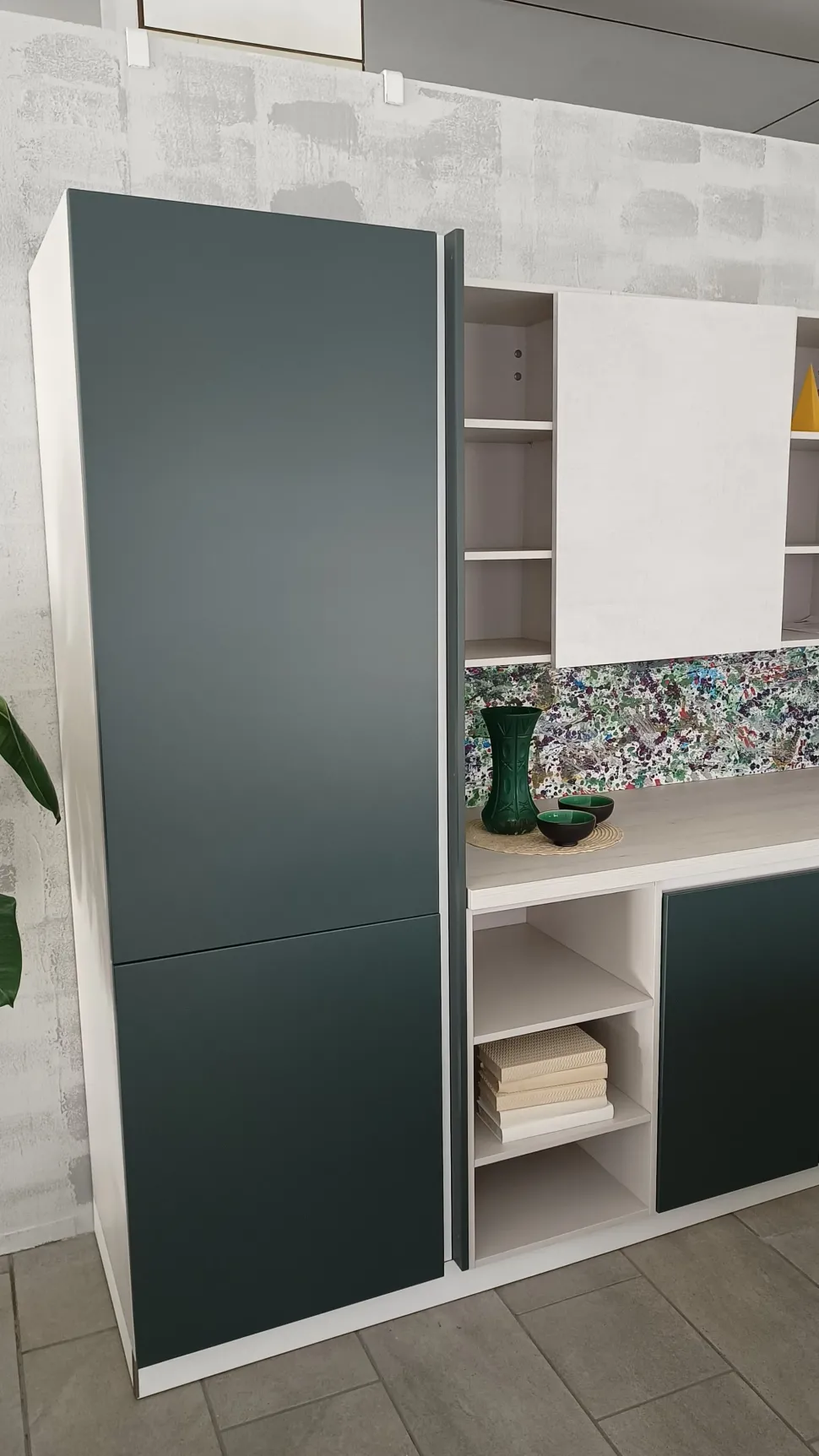 Cucina moderna con penisola Soft lack Nolte a prezzo ribassato