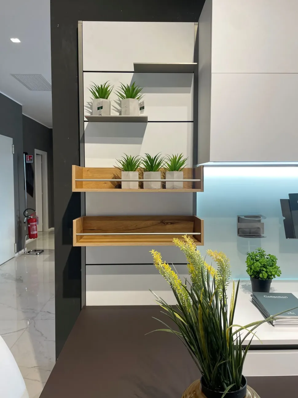 Cucina moderna con penisola Asia/kalì Arredo3 a prezzo scontato