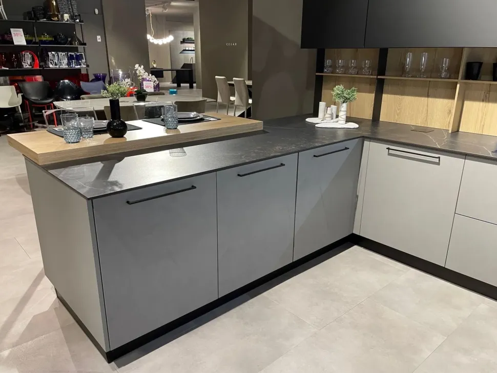 Cucina moderna con penisola Glass Arredo3 in altri colori, scontata!