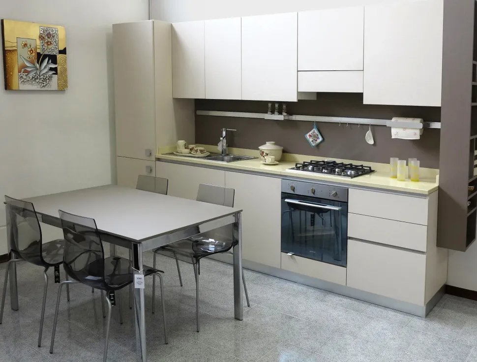 Cucina moderna lineare Artigianale U820 giada a prezzo scontato