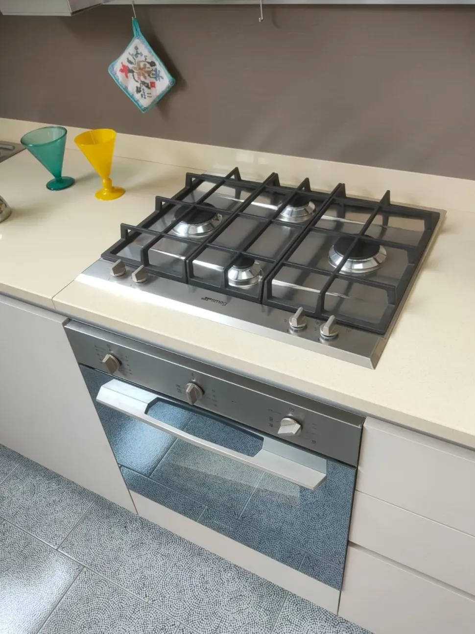 Cucina moderna lineare Artigianale U820 giada a prezzo scontato