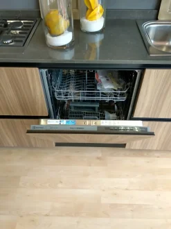 Cucina moderna lineare Cubodesign Cucina noce dozuki a prezzo ribassato