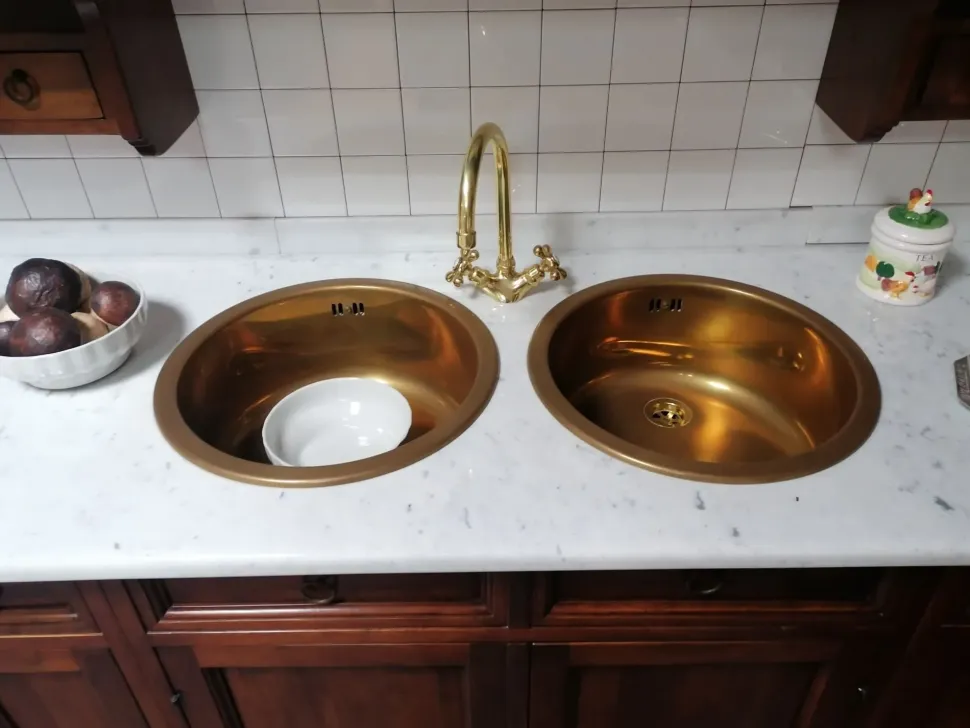 Cucina noce classica ad angolo La cascina Frame