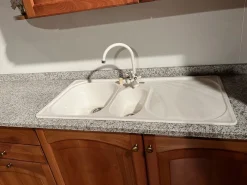 Cucina noce classica ad angolo Regina Castagna cucine