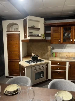 Cucina noce in muratura ad angolo Giaconi & raponi Ger a soli 11000 Euro