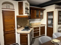 Cucina noce in muratura ad angolo Giaconi & raponi Ger a soli 11000 Euro