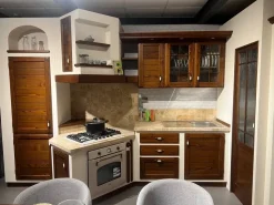 Cucina noce in muratura ad angolo Giaconi & raponi Ger a soli 11000 Euro