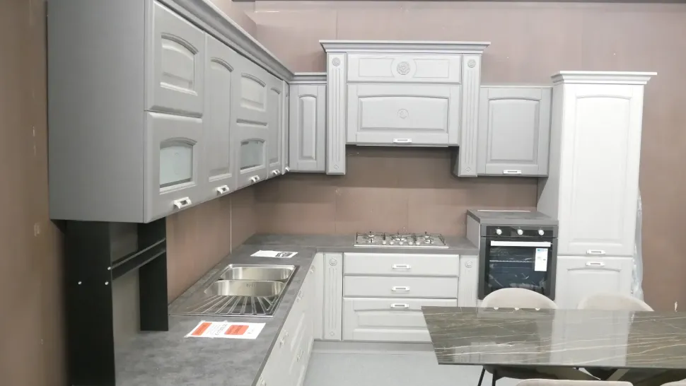 Cucina Olimpia ad angolo Mobilturi con uno sconto imperdibile