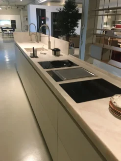 Cucina Plus moderna bianca ad isola Elam