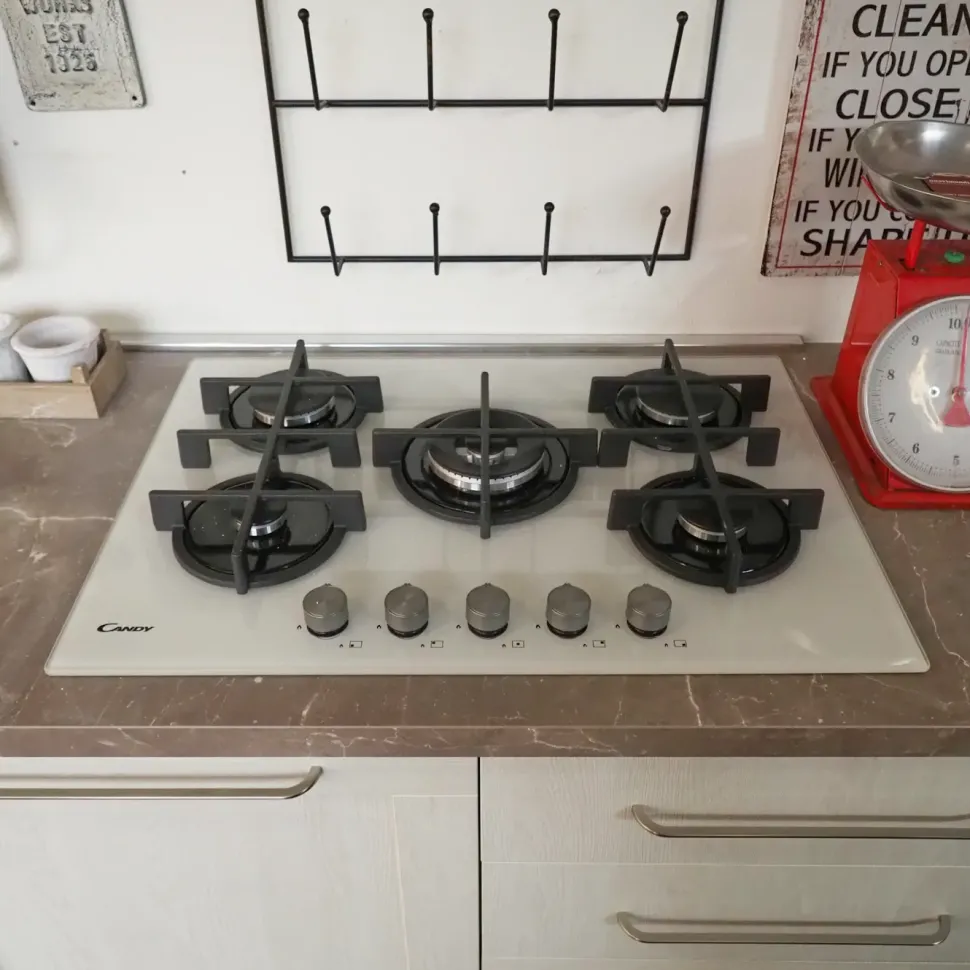 Cucina provenzale lineare Cucina shabby white Nuovi mondi collection a prezzo ribassato