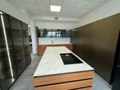 Cucina rossa design con isola Antares Cucina 45* a soli 27200 Euro