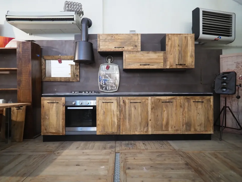 Cucina rovere chiaro industriale lineare Cucina industriale vintage in legno e ferro offerta unica Collezione esclusiva in offerta