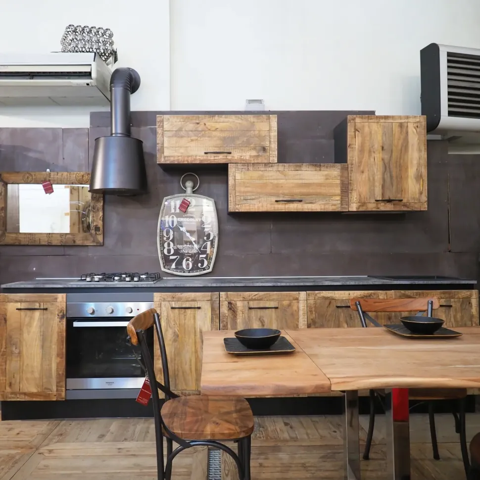 Cucina rovere chiaro industriale lineare Cucina industriale vintage in legno e ferro offerta unica Collezione esclusiva in offerta