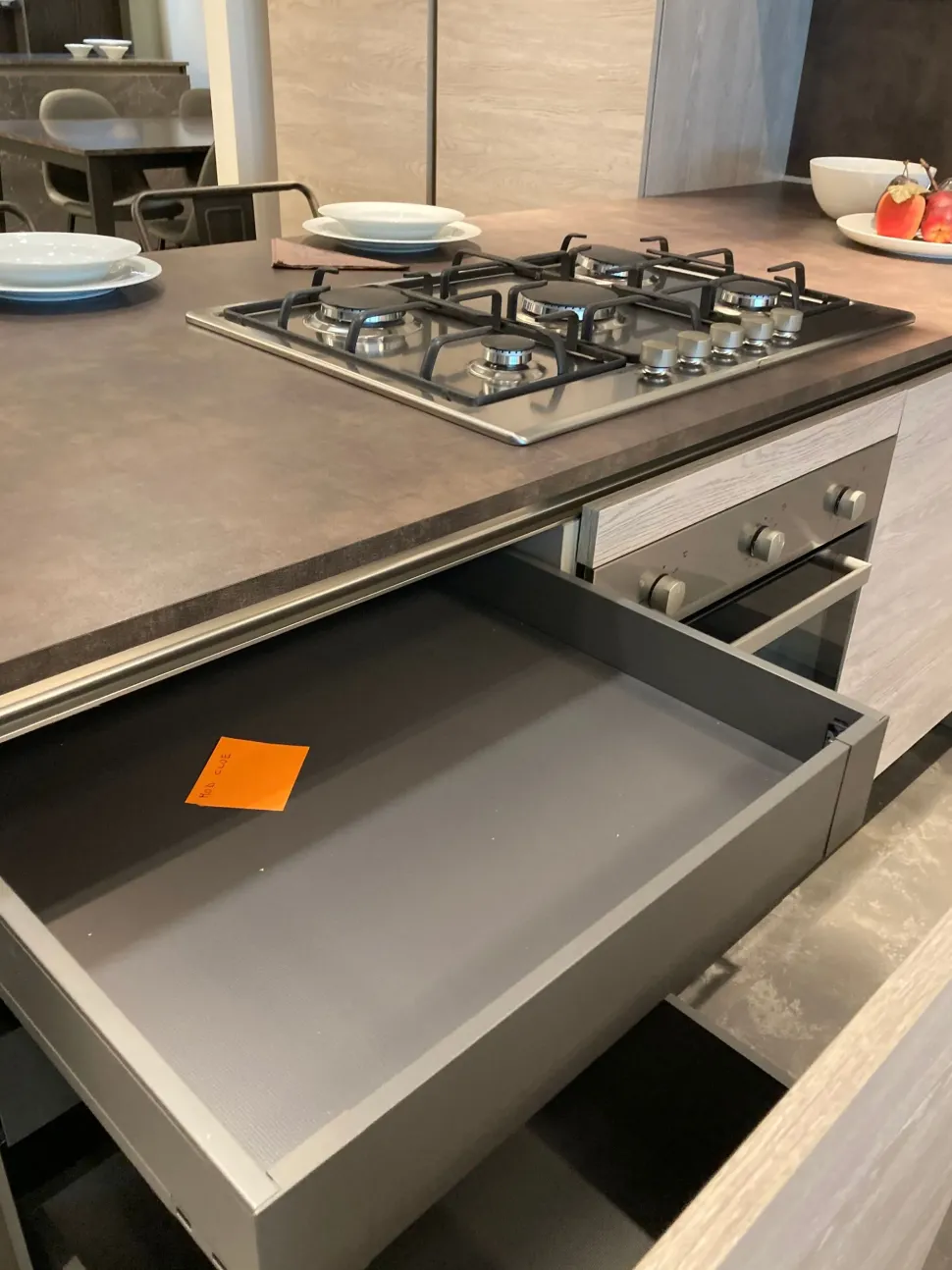 Cucina rovere chiaro moderna con penisola Cloe Arredo3