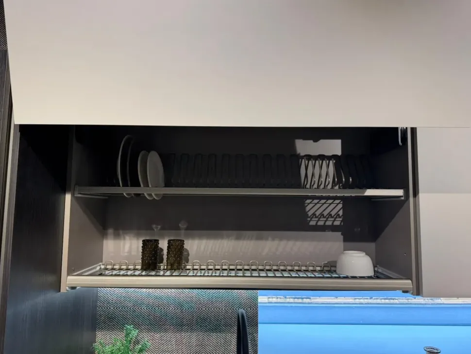 Cucina rovere moro moderna lineare Young Stosa in offerta