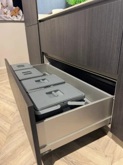 Cucina rovere moro moderna lineare Young Stosa in offerta