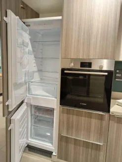 Cucina Scavolini moderna lineare altri colori in laminato opaco Urban