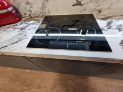 Cucina Tekna design bianca Arredo3 lineare scontata 39%