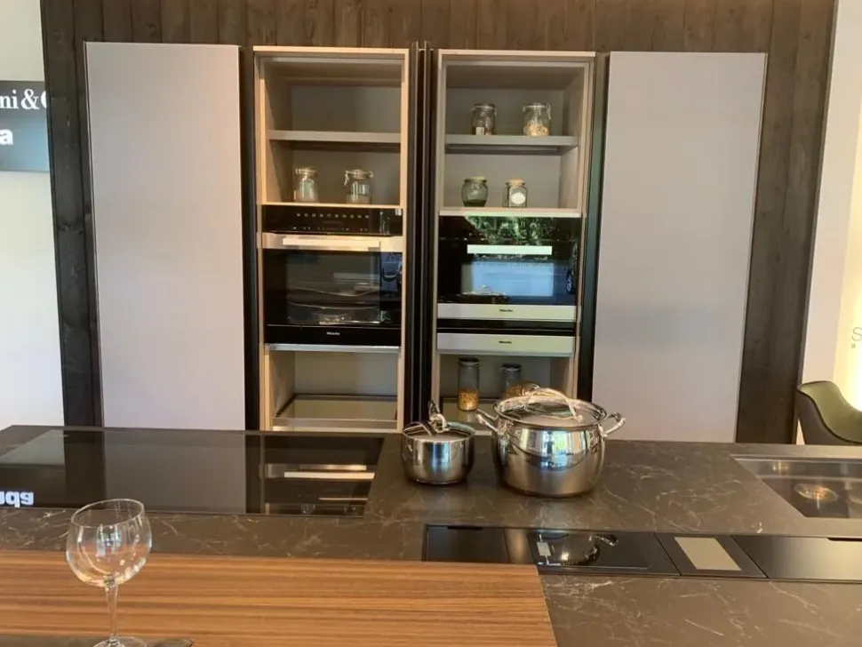 Cucina Telero design altri colori ad isola Euromobil