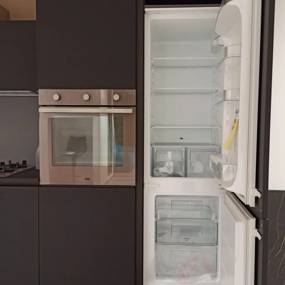 Cucina Time design altri colori Gentili group con penisola scontata 62%