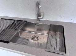 Cucina Time moderna bianca Gentili group con penisola scontata 40%