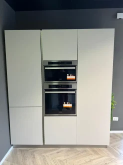 Cucina tortora moderna ad angolo Infinity Stosa scontata
