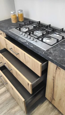 Cucina tortora moderna ad angolo Anita Arrex in Offerta Outlet