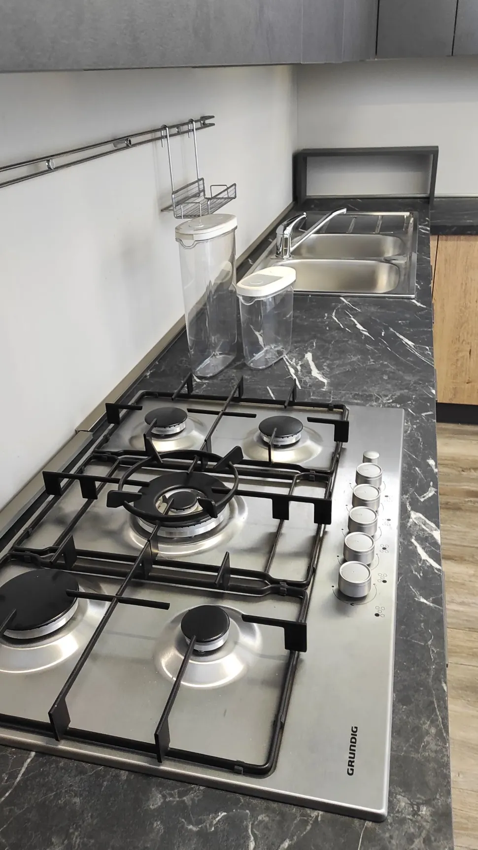 Cucina tortora moderna ad angolo Anita Arrex in Offerta Outlet