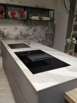Cucina tortora moderna con penisola Xl Giemme in Offerta Outlet