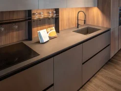 Cucina tortora moderna con penisola Diotti.com Klab 02 outlet a soli 21490 Euro