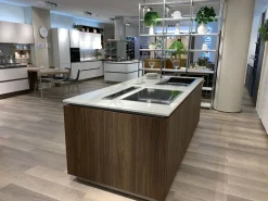 Cucina Veneta cucine moderna con isola bianca in laccata lucido Lounge