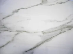 Cucina Vetro design bianca Arredo3 lineare scontata 38%