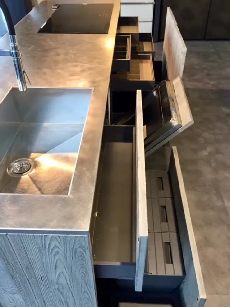 Cucina Zampieri cucine design ad isola altri colori in legno Line c - abete vecchio massello silver