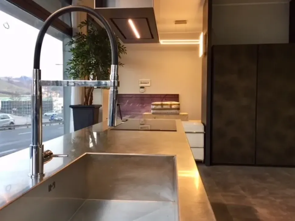 Cucina Zampieri cucine design ad isola altri colori in legno Line c - abete vecchio massello silver