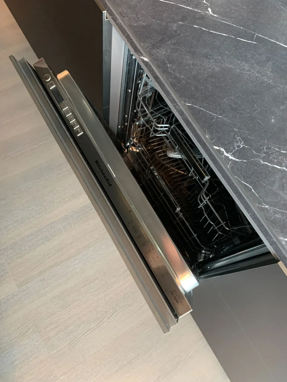 Cucina Zampieri cucine moderna ad isola altri colori in melaminico Segni