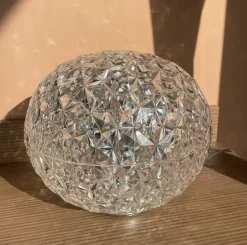 Da tavolo in altro Planet Kartell a prezzo Outlet