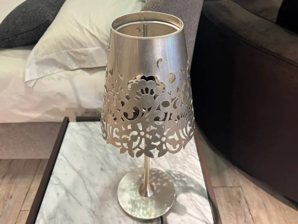 Da tavolo in metallo Lampada Collezione esclusiva in Offerta Outlet