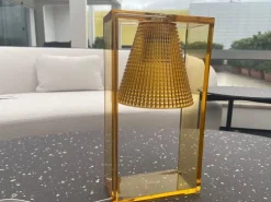 Da tavolo Light-air Kartell in Offerta Outlet