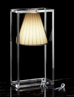 Da tavolo Light-air Kartell a prezzo Outlet