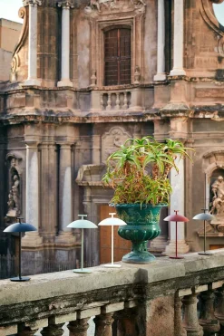 Da tavolo Mini geen-a Kartell in Offerta Outlet