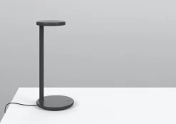 Da tavolo Oblique qi Flos a prezzo scontato