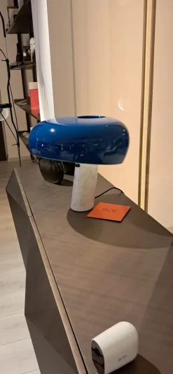 Da tavolo Snoopy navy blue Flos in Offerta Outlet