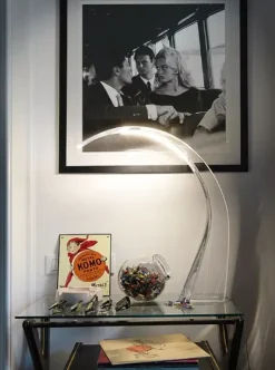 Da tavolo stile Moderna Taj mini Kartell con forte sconto