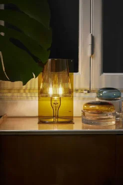 Da tavolo Take Kartell a prezzo Outlet