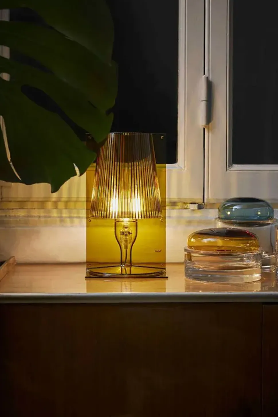 Da tavolo Take Kartell a prezzo Outlet