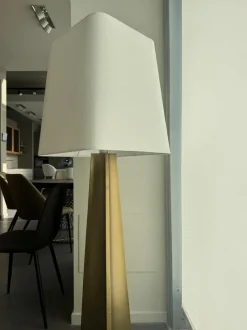 Da terra Artigianale Trip stile Moderna a prezzi outlet