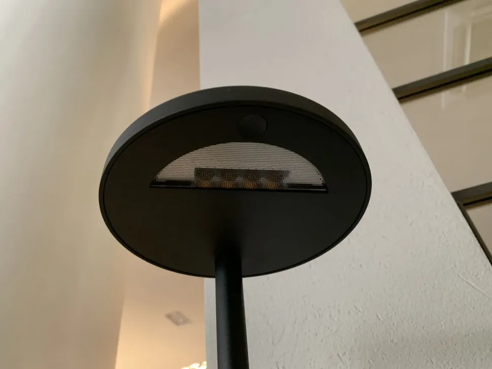 Da terra Oblique floor Flos a prezzo Outlet