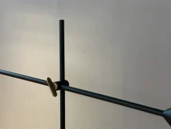 Da terra stile Design Kendama Giorgetti a prezzi outlet